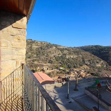 Hostel Centre Del Montsec Llimiana