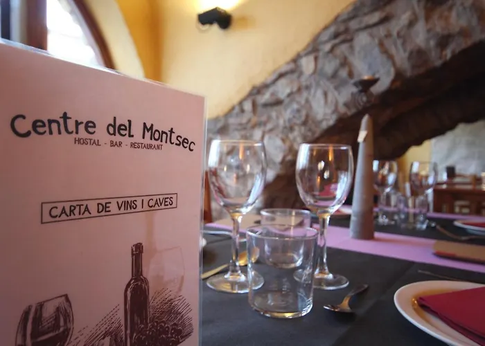 Centre Del Montsec 호스텔 *