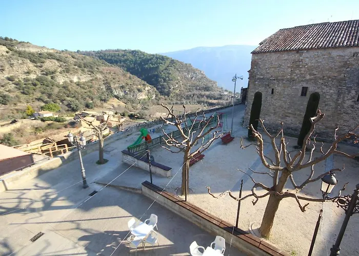 Centre Del Montsec 호스텔 Llimiana
