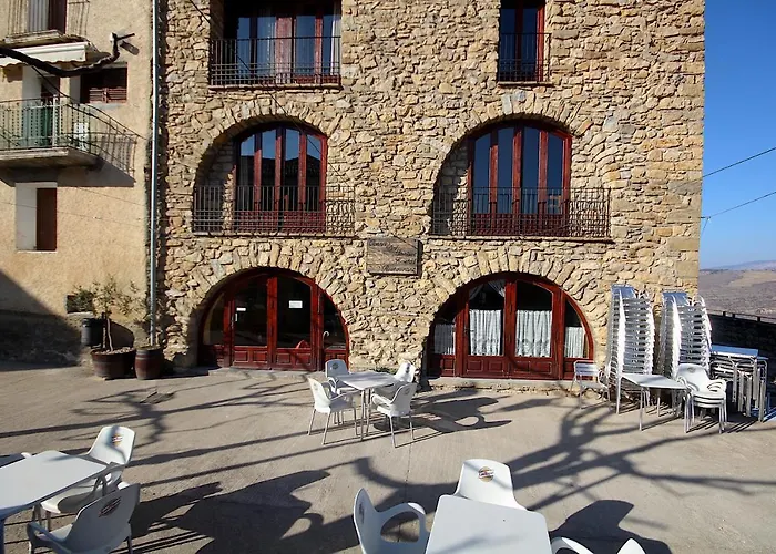 호스텔 Centre Del Montsec Llimiana