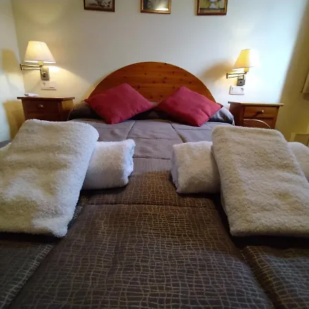 Hostal Centre Del Montsec Llimiana