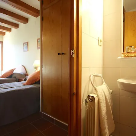 Centre Del Montsec Hostal *